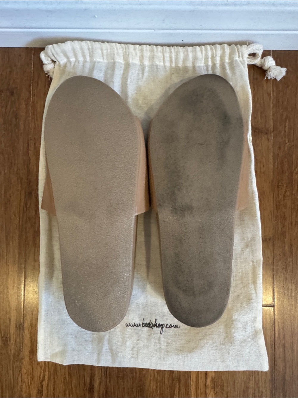 beek Women’s Leather Slide Sandals in Tan - Picture 2 of 4